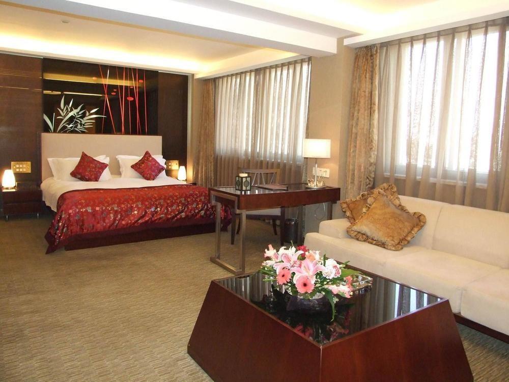 Radius International Hotel Swan Shanghai Exterior photo