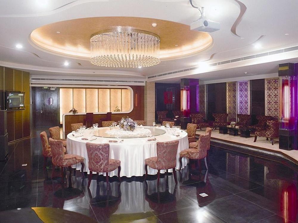 Radius International Hotel Swan Shanghai Exterior photo